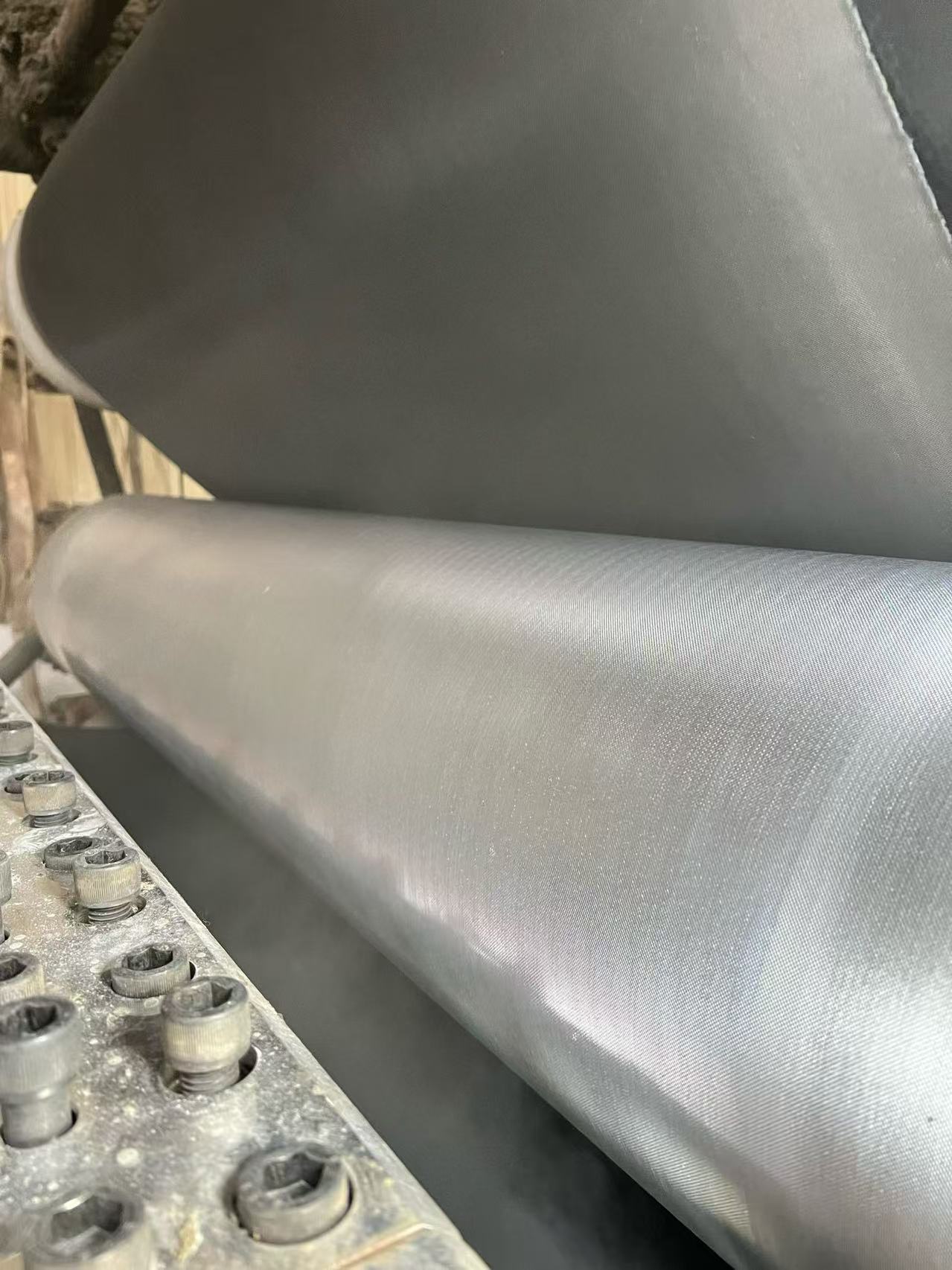 Close-up of fabric-backed MLV lamination