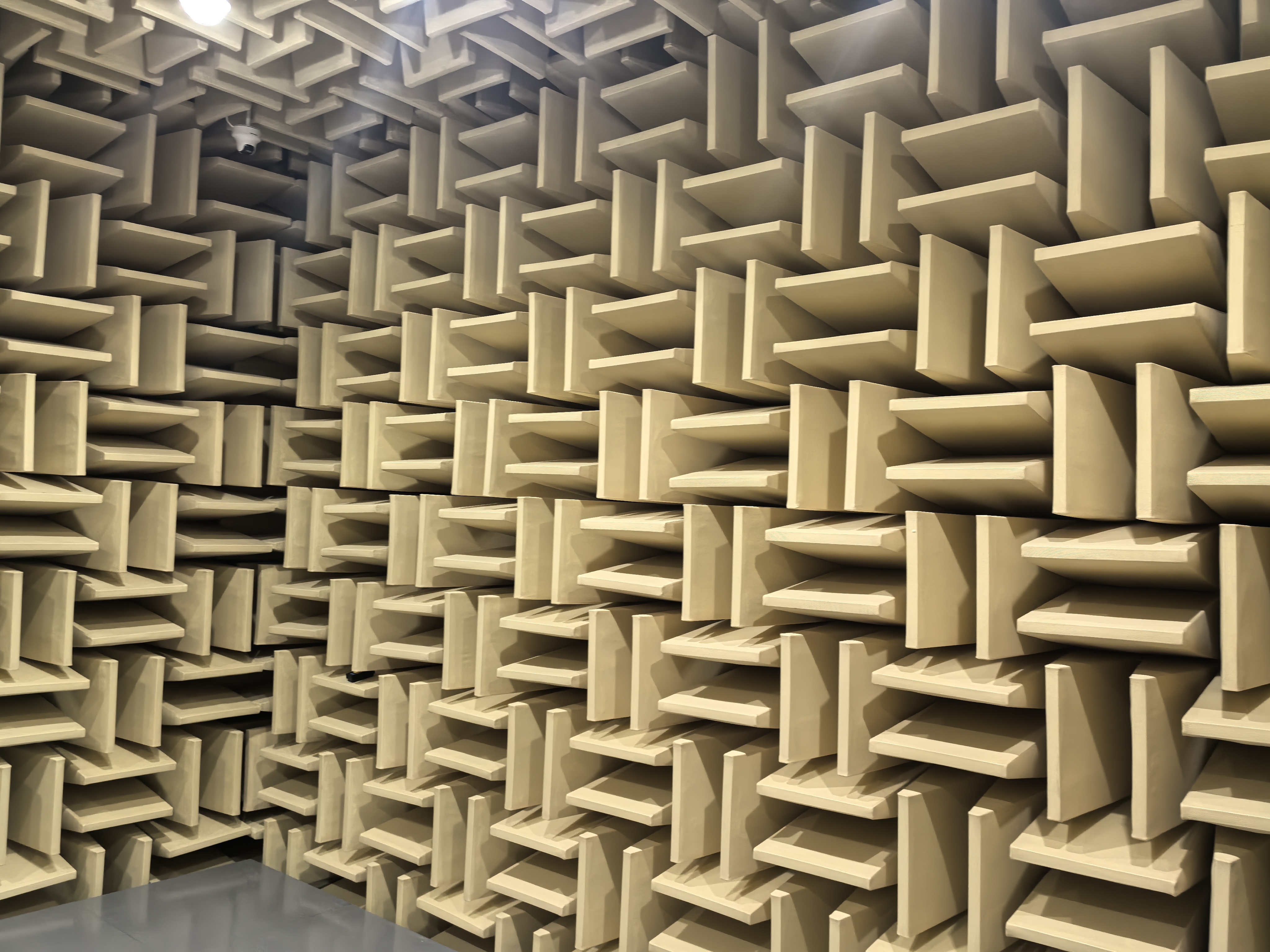 ANIKA ACOUSTIC | Professional Acoustic Wedge Solutions